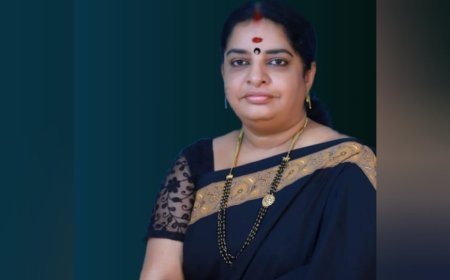 INCENTIVE FOSTER FOUNDATION presents the ‘Best Personality Award’ to DR. RAJANI SREE RAJENDRAN
