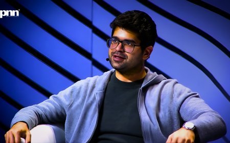 When The Cloud Gets Nervous: Why AI Is Quietly Packing Its Bags And Moving Onto Your Phone