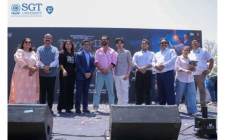 Akshay Kumar Creates Electrifying Buzz at SGT University for Bhooth Bangla Promotions